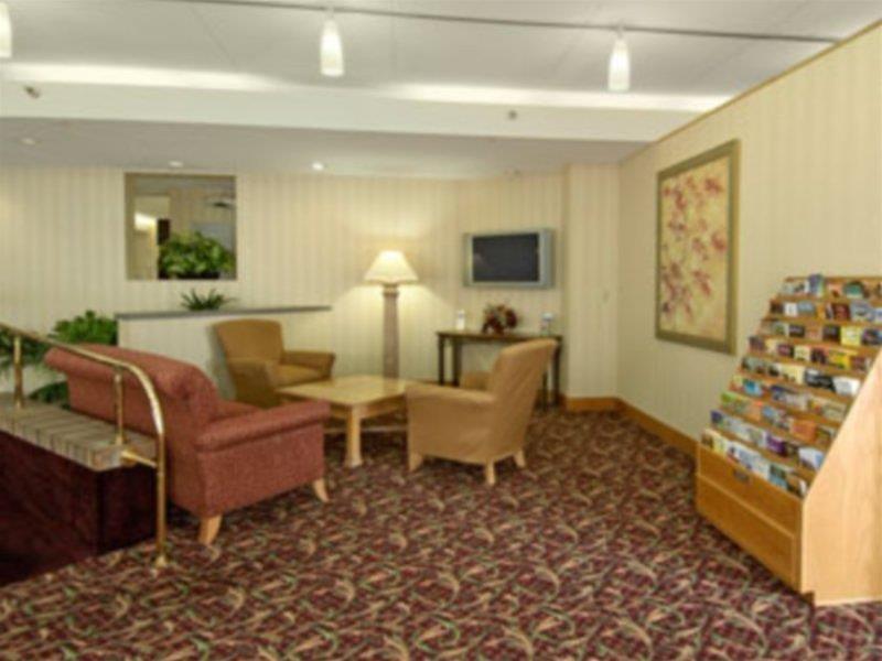 Holiday Inn Indianapolis - Airport Area N By Ihg Exterior photo